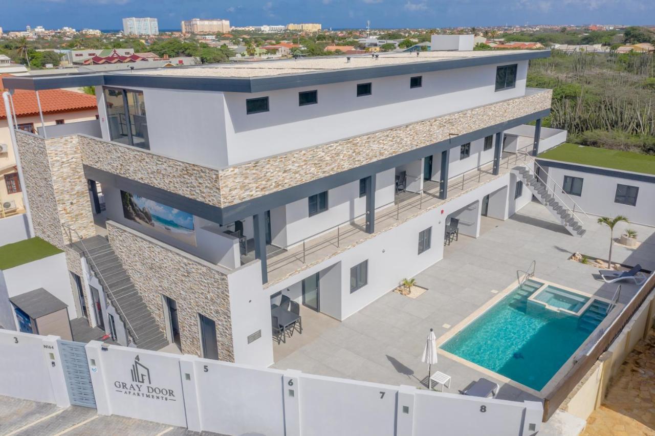Gray Door Apartments - Adults Only Palm Beach Dış mekan fotoğraf